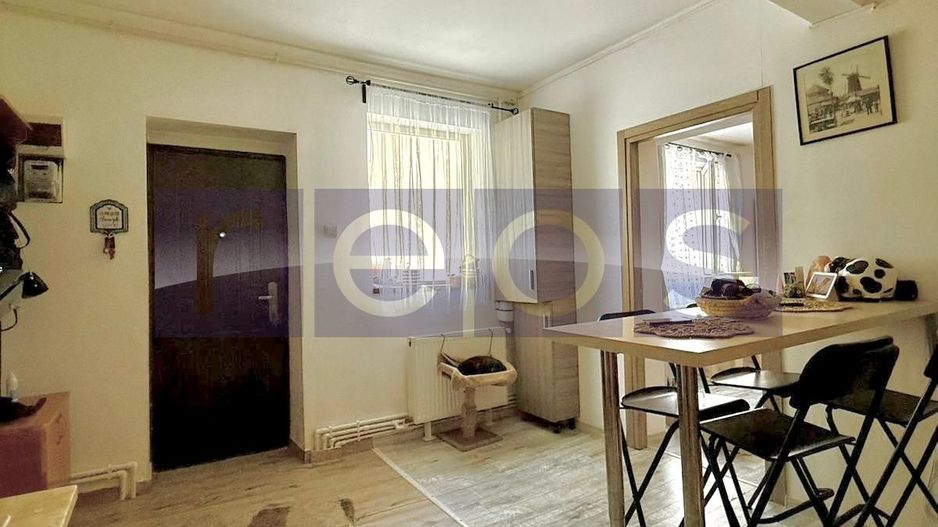VANZARE APARTAMENT 2 CAMERE 49MP PIATA MUNCII DECEBAL CENTRALA PROPRIE - Poză 2