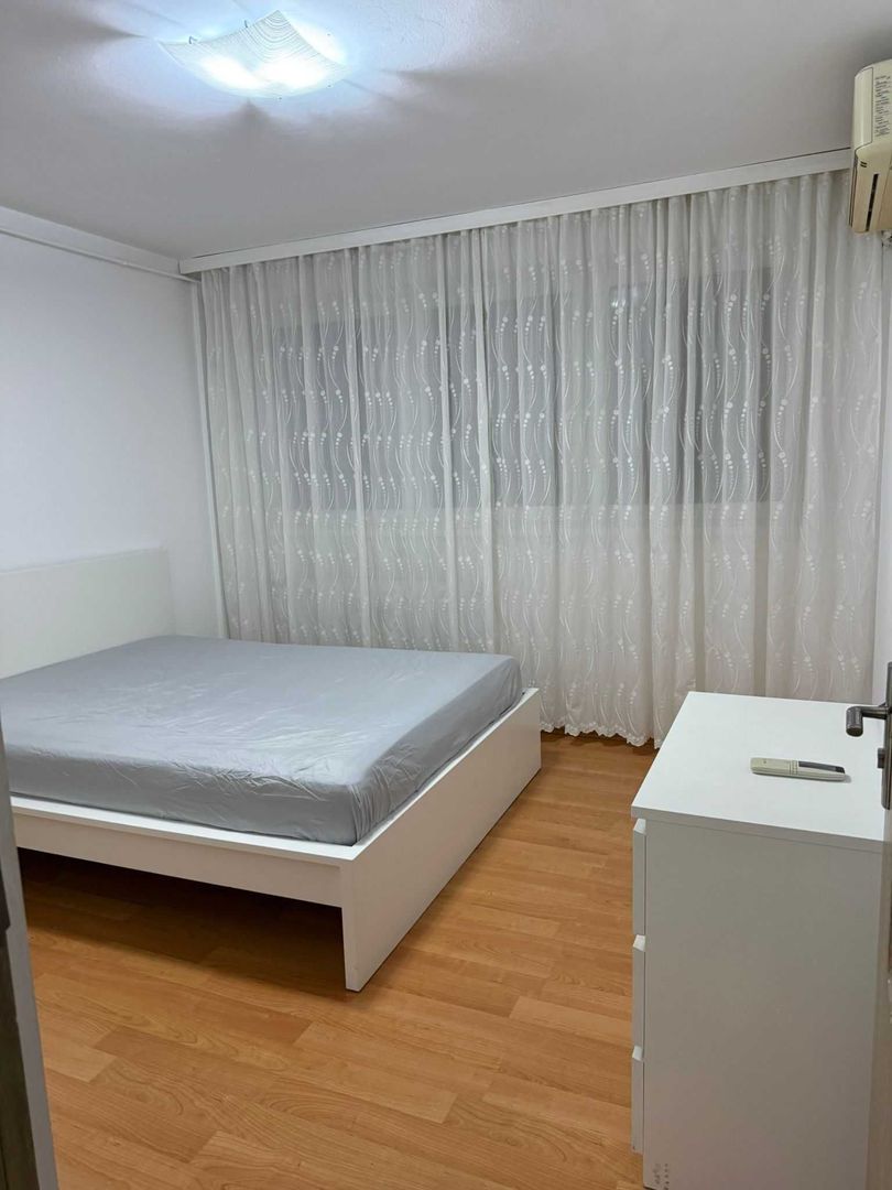 Vand apartament 2 camere Piata Moghioros - Poză 8