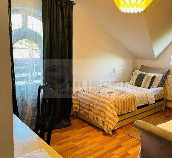 VILA/Casă ULTRACENTRAL IASI - 1500 EURO - Poză 4