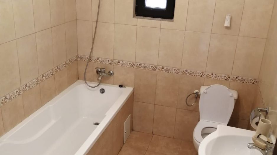 Inchiriere Case in imprejurimi - Poză 3