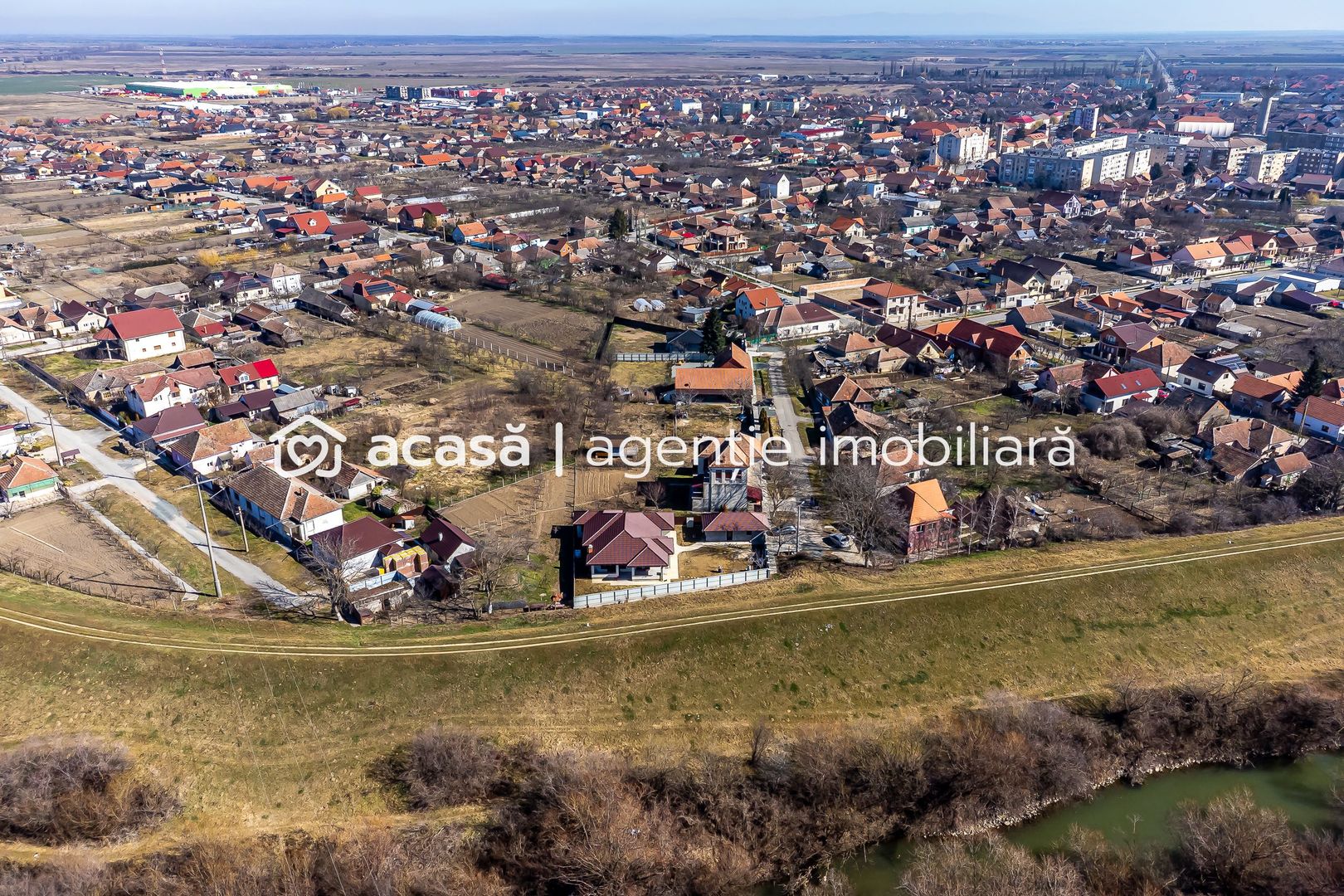 Preț NOU! Casa P+2 în zona centrală Chișineu-Criș - Poză 12