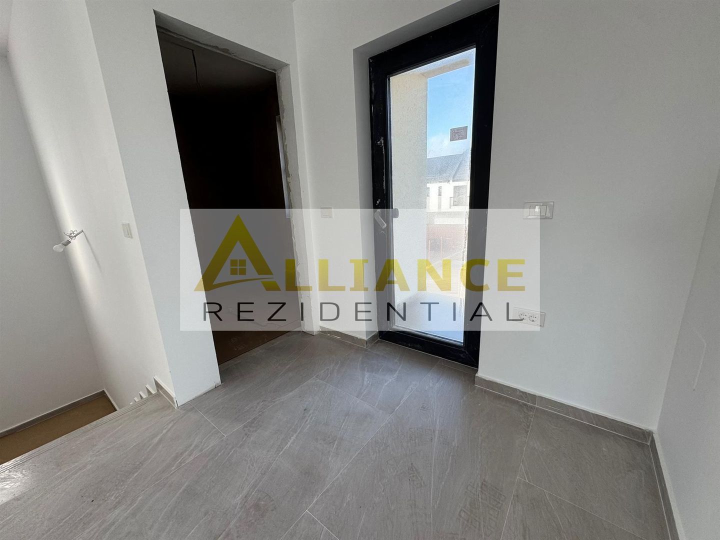 Popesti Casa Individuala 5 Camere 3 Bai - Poză 17