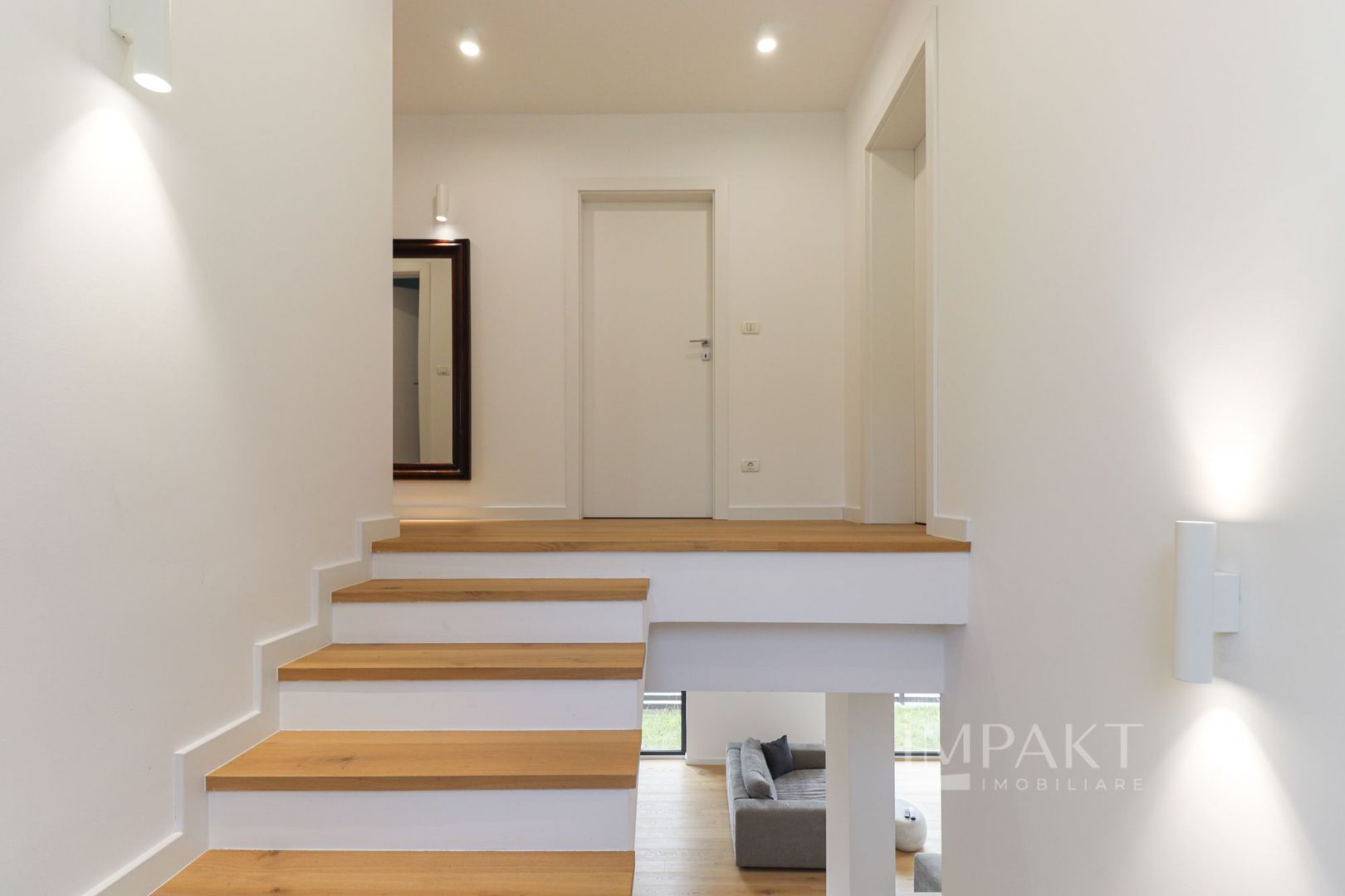 Casa individuala superba, amenajata in stil scandinav Dezmir COMISION 0% - Poză 22