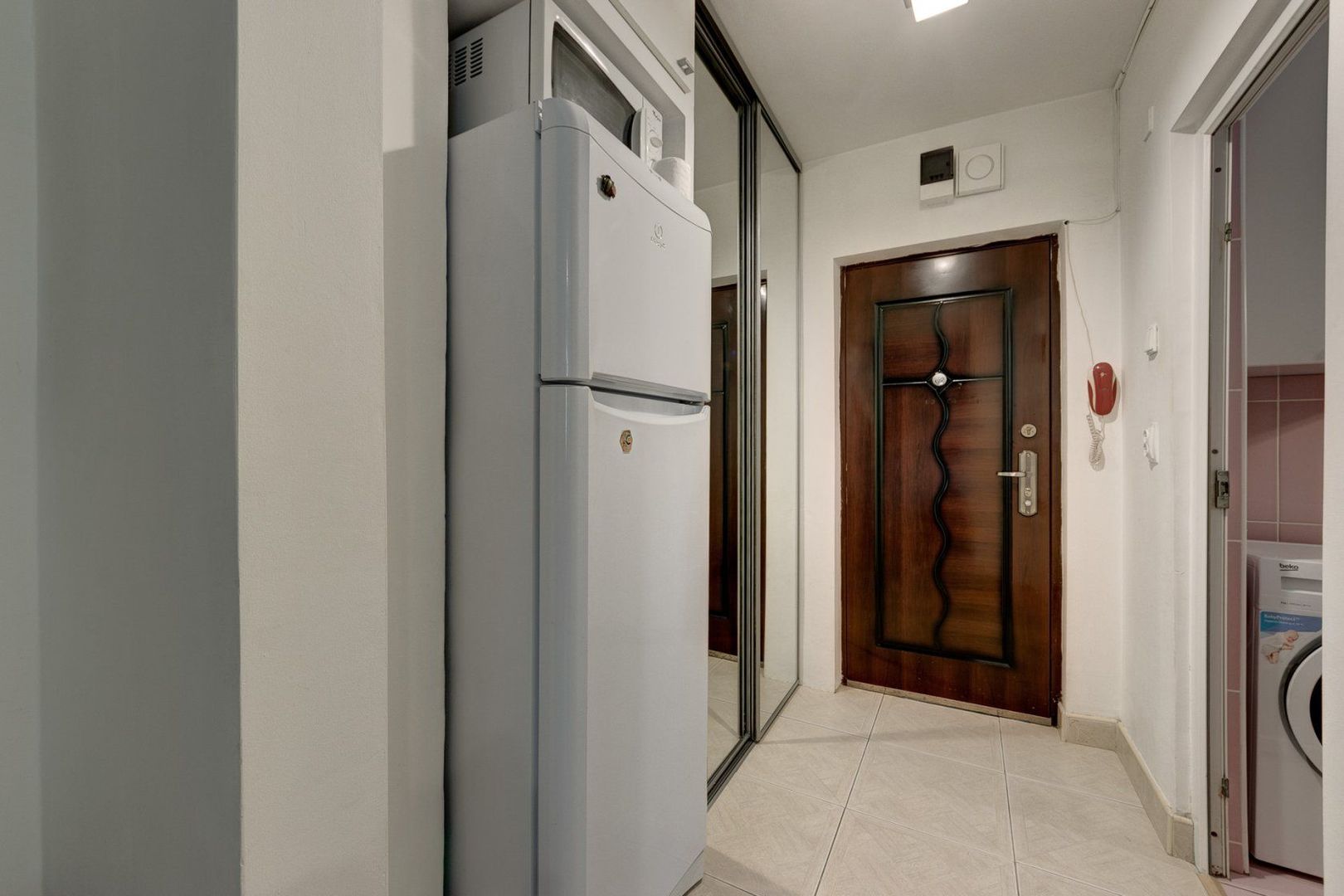 Garsoniera Renovata recent Bucur Obor Metrou - Poză 3