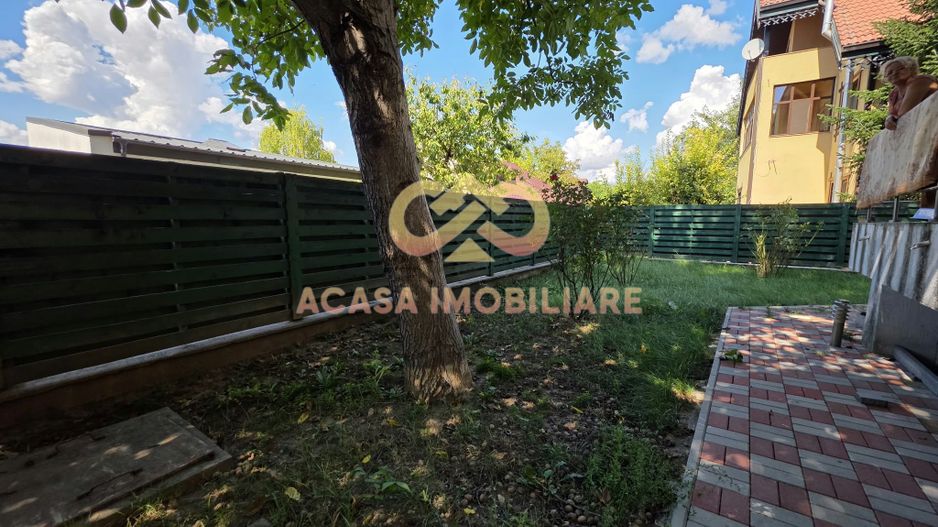 VILĂ SPAȚIOASĂ ÎN TĂTĂRAȘI | 450 MP | CURTE 400 MP - Poză 13