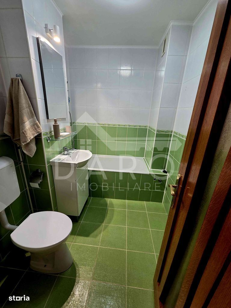 Vând apartament 3 camere - Poză 10