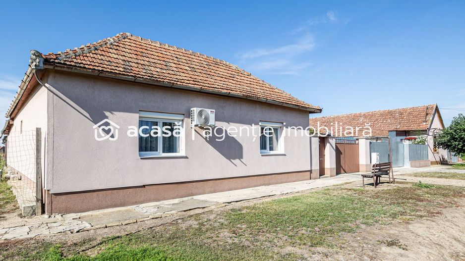 Preț redus! Casă în localitatea Turnu - Poză 7