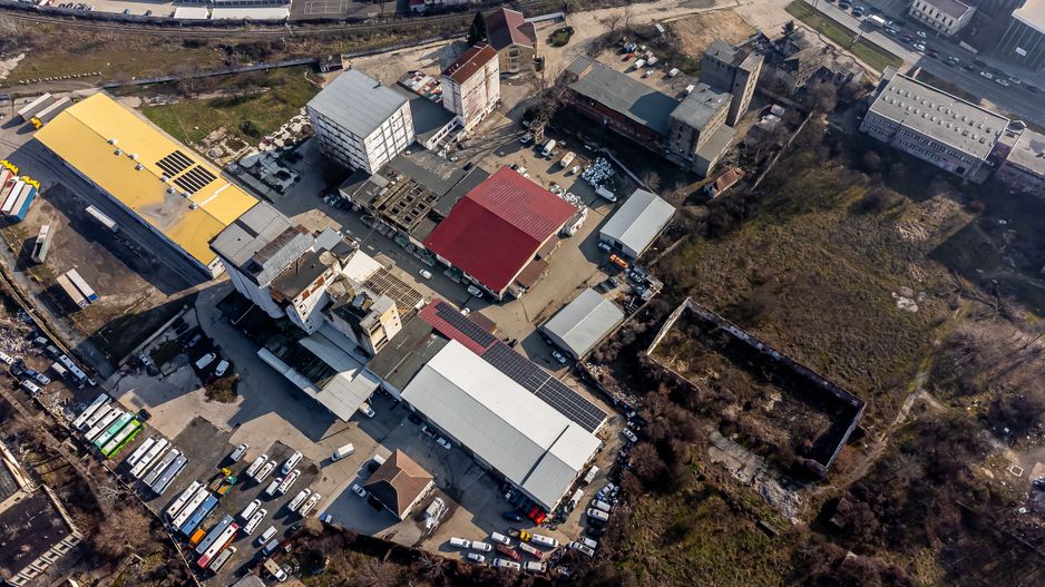 Platforma industriala 3552 mp hale beton si 9883 mp teren - Poză 7