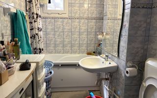 Apartament spatios cu trei camere, Piata Straduintei, 115.000€ - Poză 17