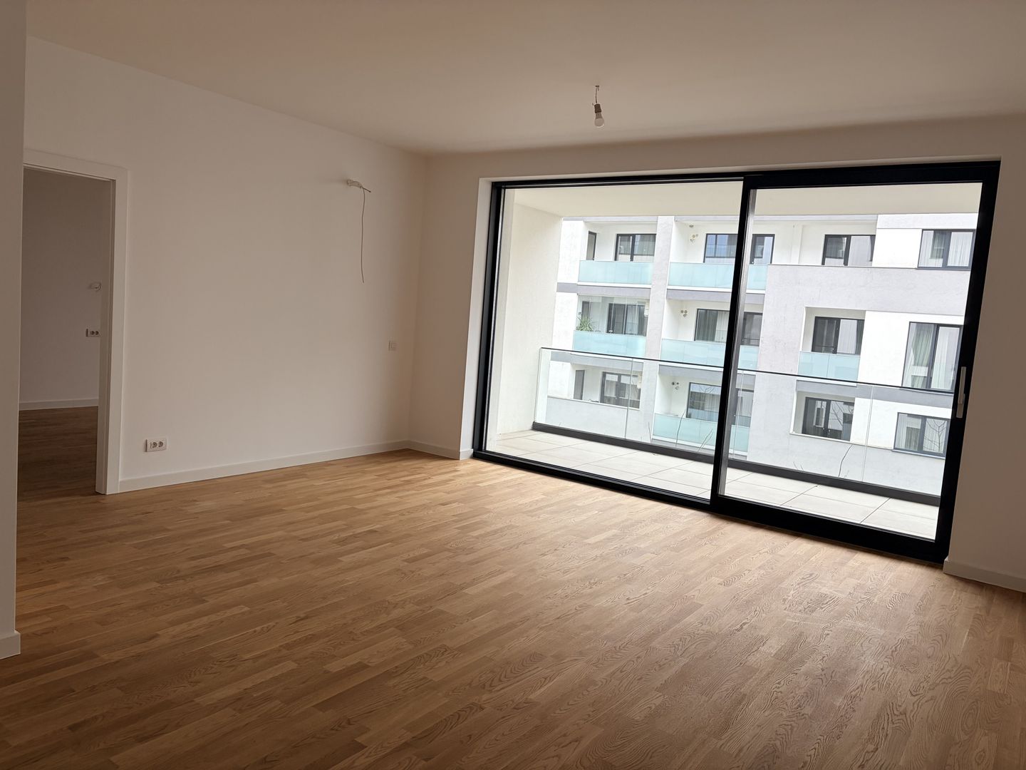 APARTAMENT NOU THE IVY BANEASA -PRET + 21% TVA - Poză 2