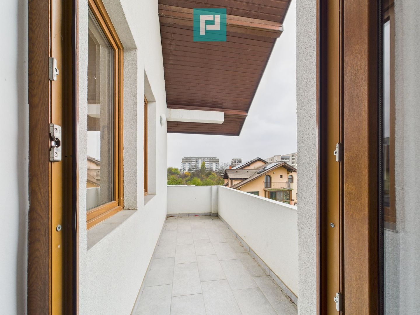 Casă  spațioasă cu 5 camere, Aradului - Poză 30