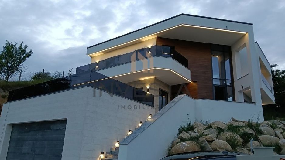 Casa Feleacu - Design Modern - Poză 1