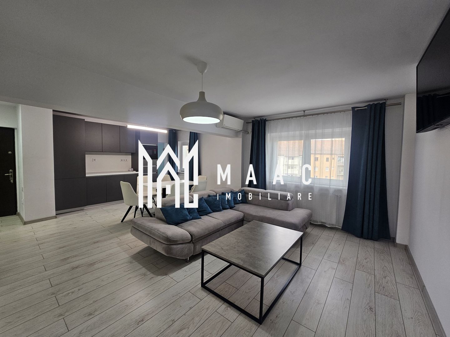 Apartament 4 camere decomandat | Central, Sibiu | 92 mp, 2 băi - Poză 2