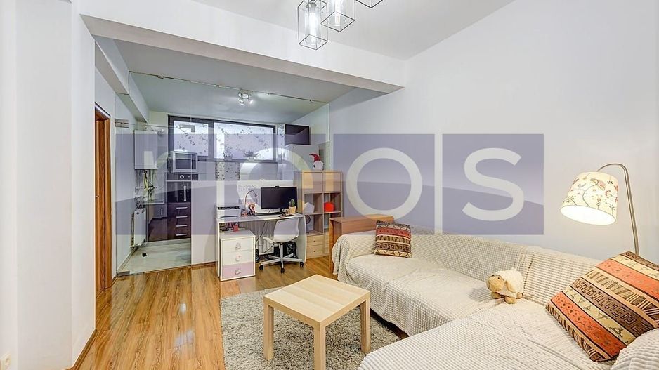 VANZARE 3 CAMERE | DEMISOL LUMINOS | 75 mp | ZONA DAMAROAIA - Poză 1