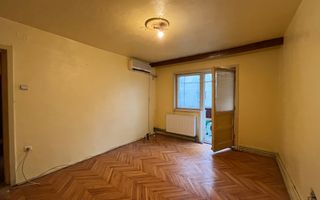 Etaj 1, 3 camere, spatios, 2 băi, centrală proprie – zonă excelentă - Poză 5