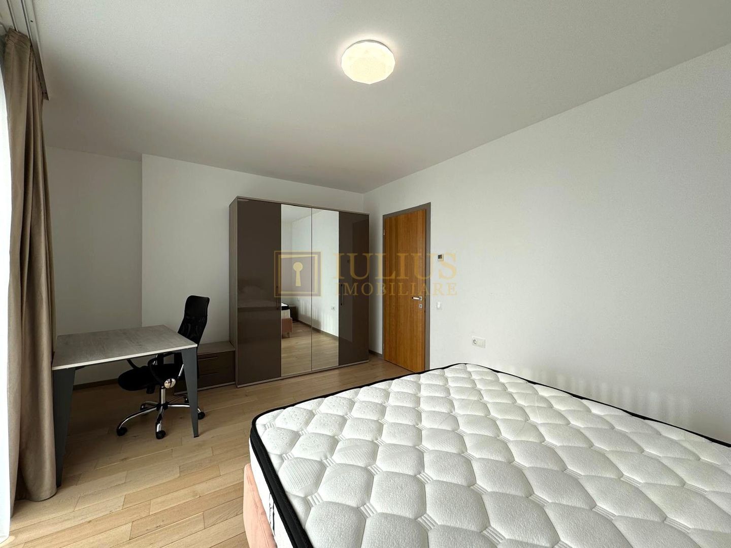 Central, centrala proprie, Monarch - Poză 21