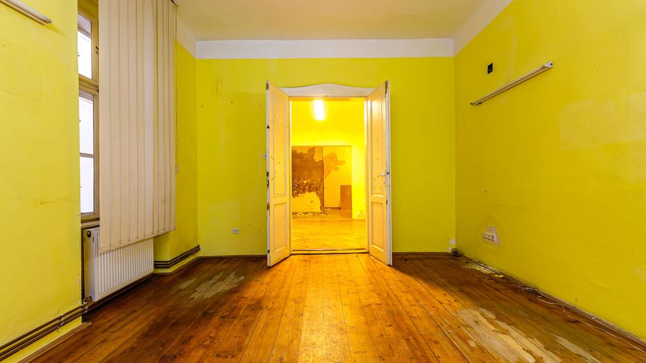 Spațiu de birouri situat pe strada N. Bălcescu. - Poză 4