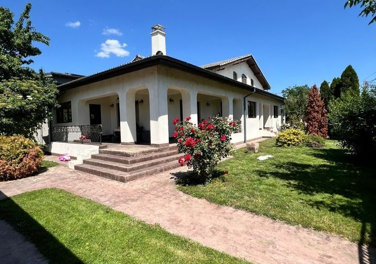 Casa deosebita P+M si teren aferent 800mp - Oltenita - Poză 1