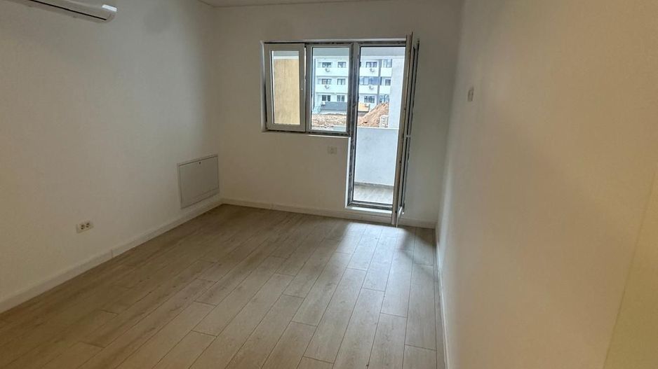 Gars cu gradina, ideal salon sau locuit! - Poză 9