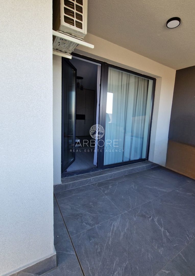 Apartament de lux cu terasa, complet utilat - Poză 14