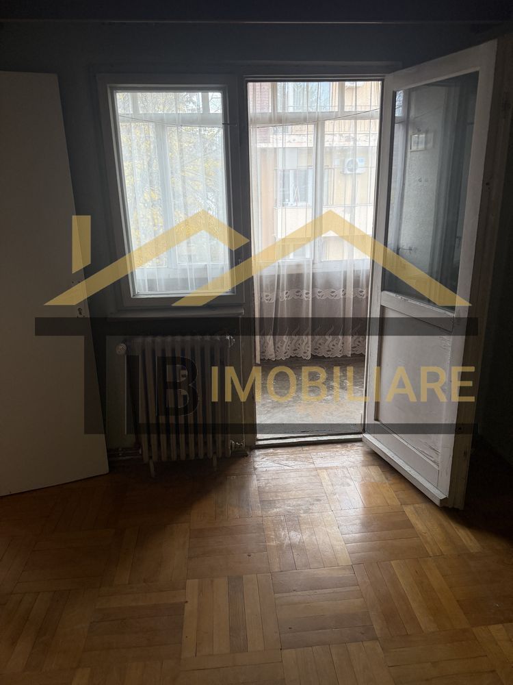 Apartament cu 2 camere, 39mp, Zona 7 noiembrie - Poză 7