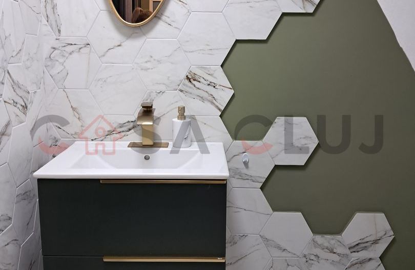 Apartament la  Curte Comuna, Terasa, Zona Centrală!! - Poză 7