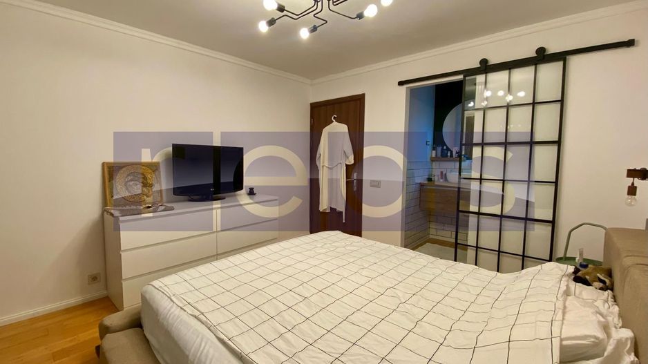 DE VANZARE APARTAMENT 3 CAMERE RENOVAT, 2 BAI | DRUMUL SARII - Poză 4