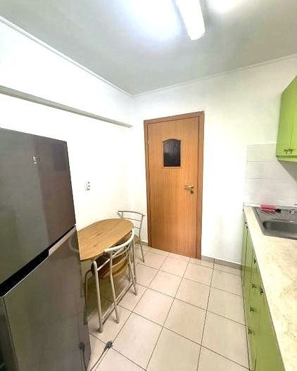 🏡 Închiriez Apartament cu 2 camere renovat, Bd. Basarabiei, etaj 2 - Poză 6