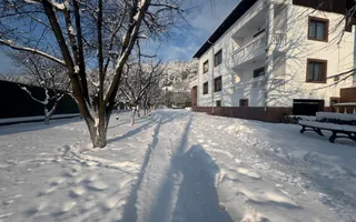 VILA S+P+E-306 MP, TEREN 2078 MP, CAMPULUNG - Poză 40