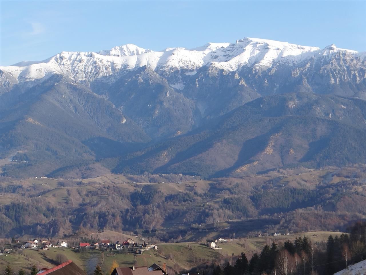 In locatia de basm: - Pestera, Moieciu, Brasov, utilitati, accesibilitate - Poză 12