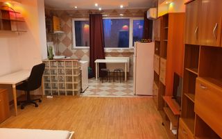 Garsoniera de inchiriat mobilata utilata disponibila imediat - Poză 1