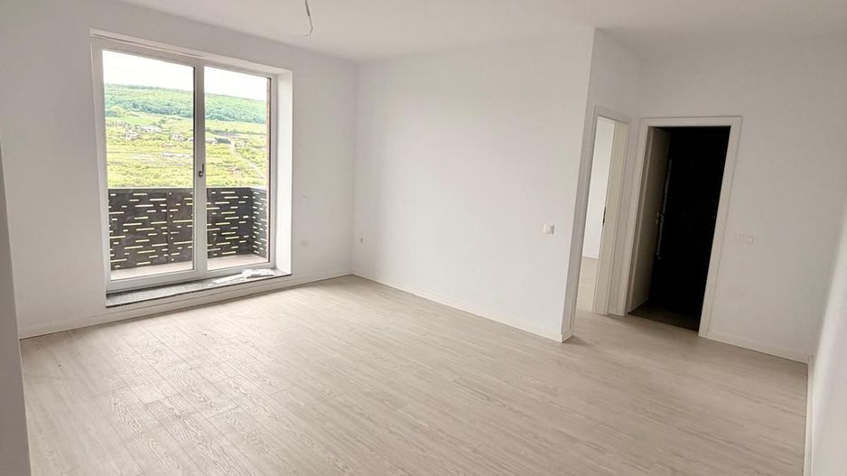 Apartament 3 camere, finisat, parcare si boxa inclusa, BETA RESIDENCE - Poză 2