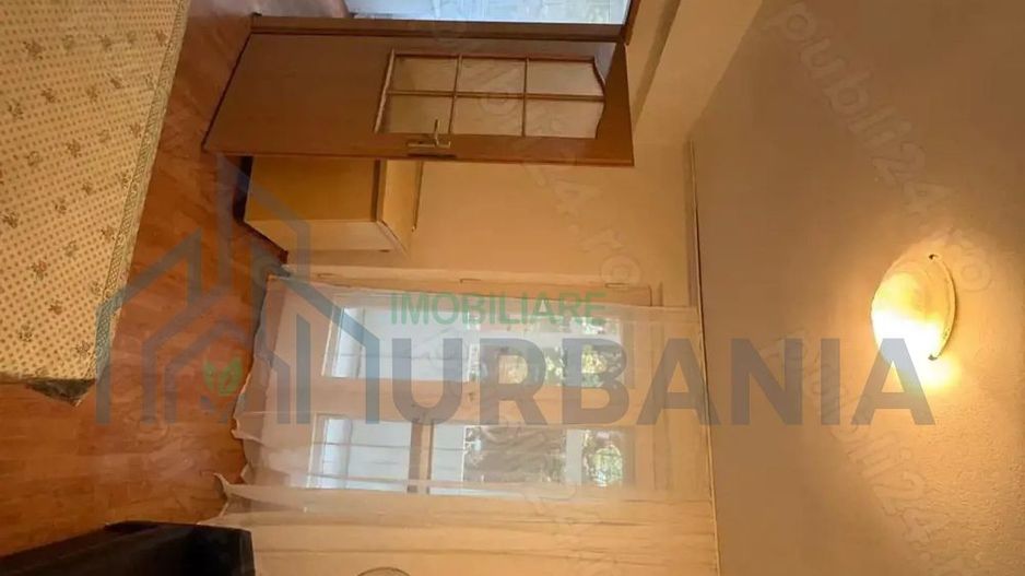 Închiriez apartament Tudor Vladimirescu nr 30 - Poză 1