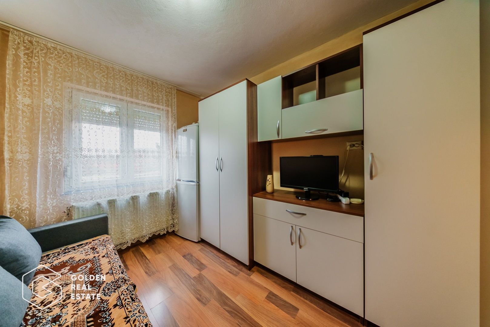 Opotunitate! Garsoniera CF3, et. 3, langa Via Romana, perfecta pentru investitie - Poză 4