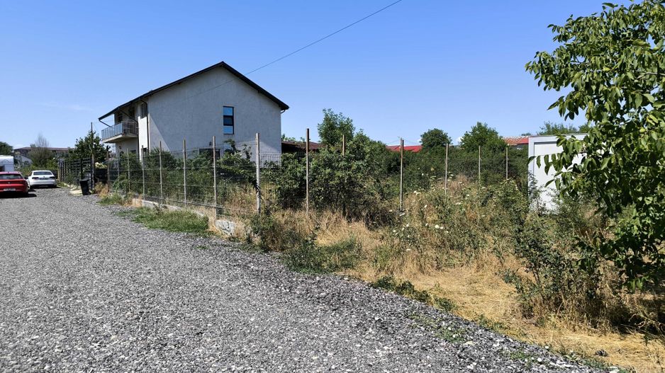 De vanzare teren intravilan, zona Bragadiru, granita Sector 5 - Poză 1