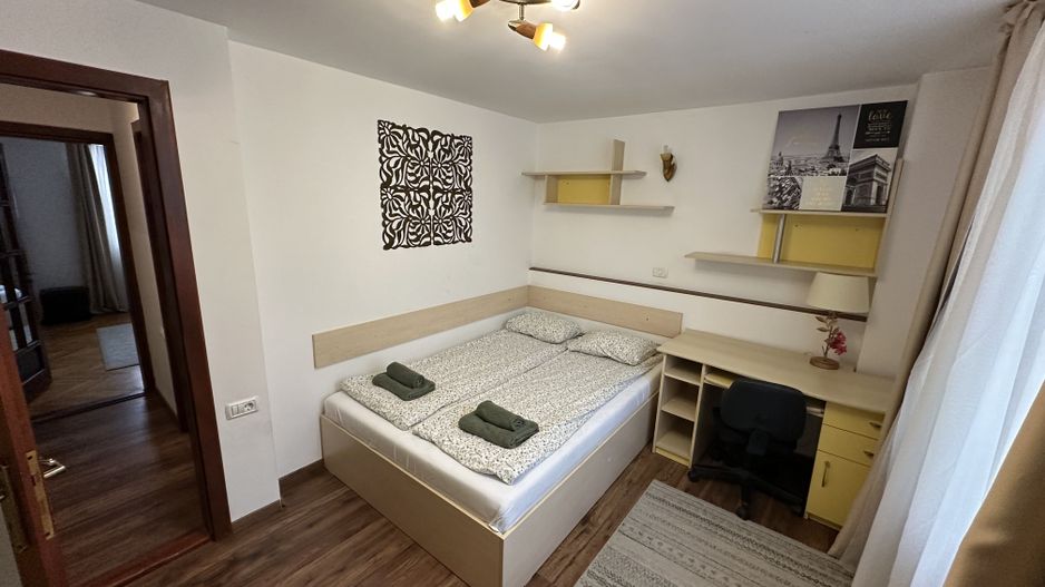 Apartament cu 3 camere în zona P-ta Unirii - Poză 11