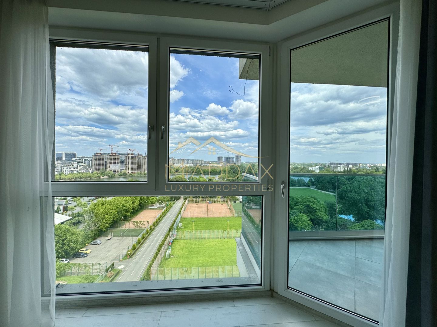 Apartament cu 2 camere ***LUX*** Fully Furnished// Floreasca - Amazing Lake View - Poză 11