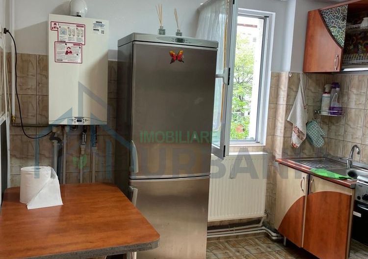 Apartament 2 camere de inchiriat, zona Podu Ros, Iasi - mobilat si utilat - Poză 2