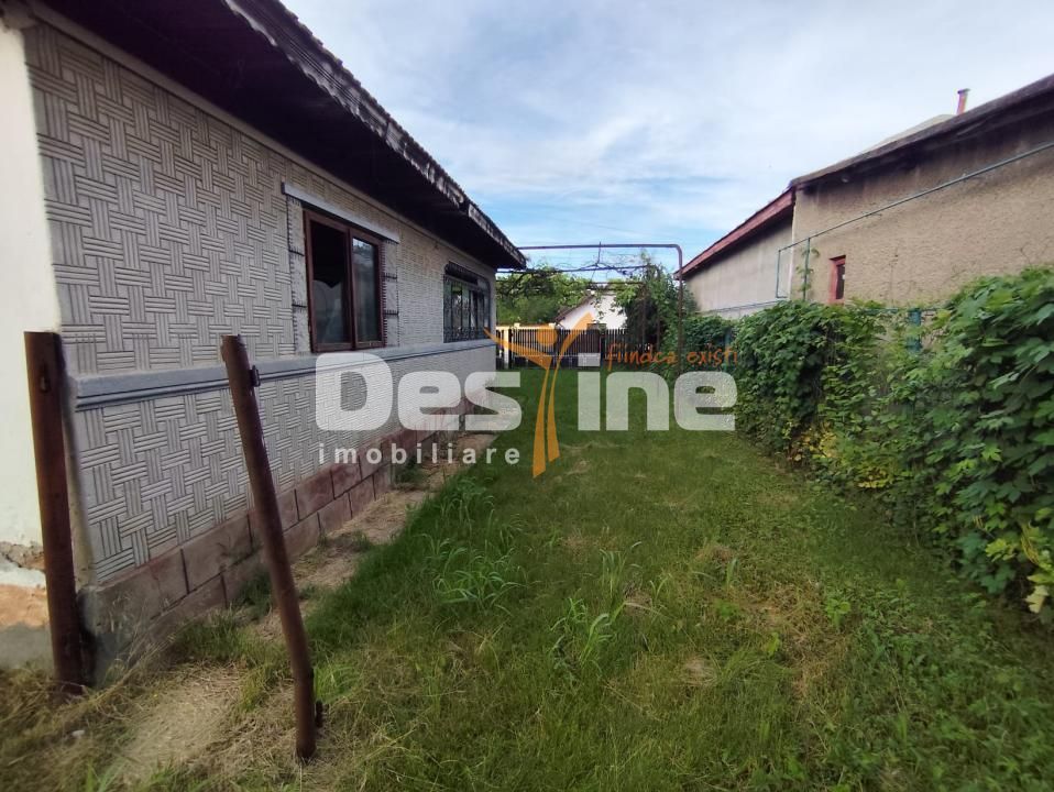 Casa si 2166 mp teren Magureni - Poză 9