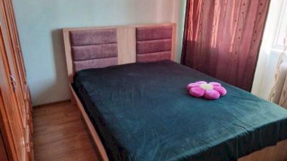 De vanzare Apartament 3 camere Gorjului - Poză 3