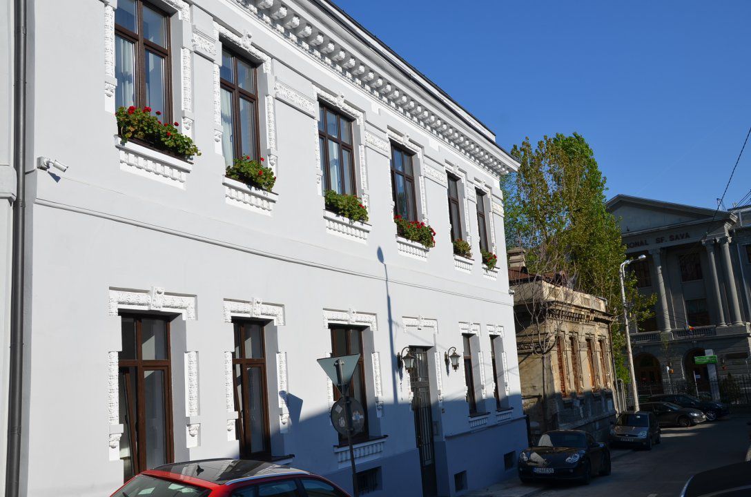 Apartament 3 camere Cotroceni - Poză 1