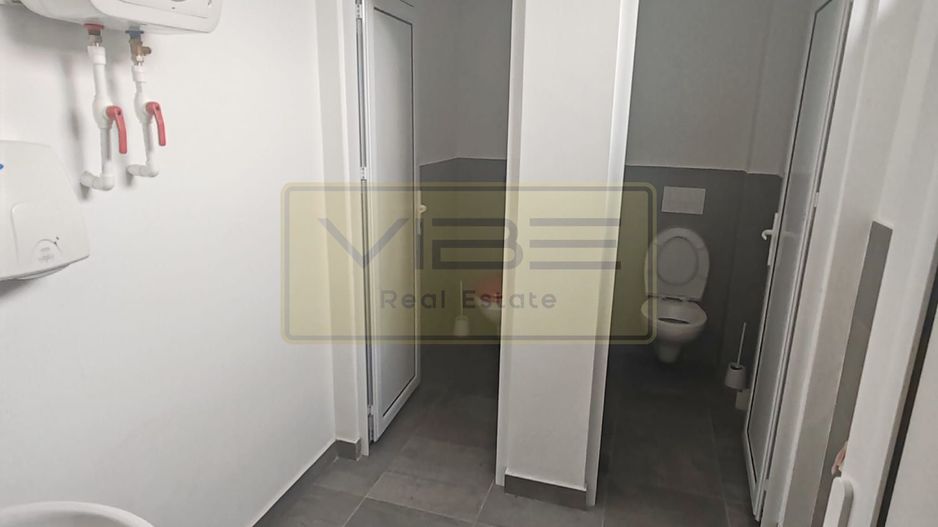 Spatiu comercial  la bulevard- 200 mp / 308 mp ! - Poză 4