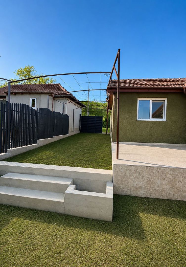 Casă renovată Hidișel - Poză 9