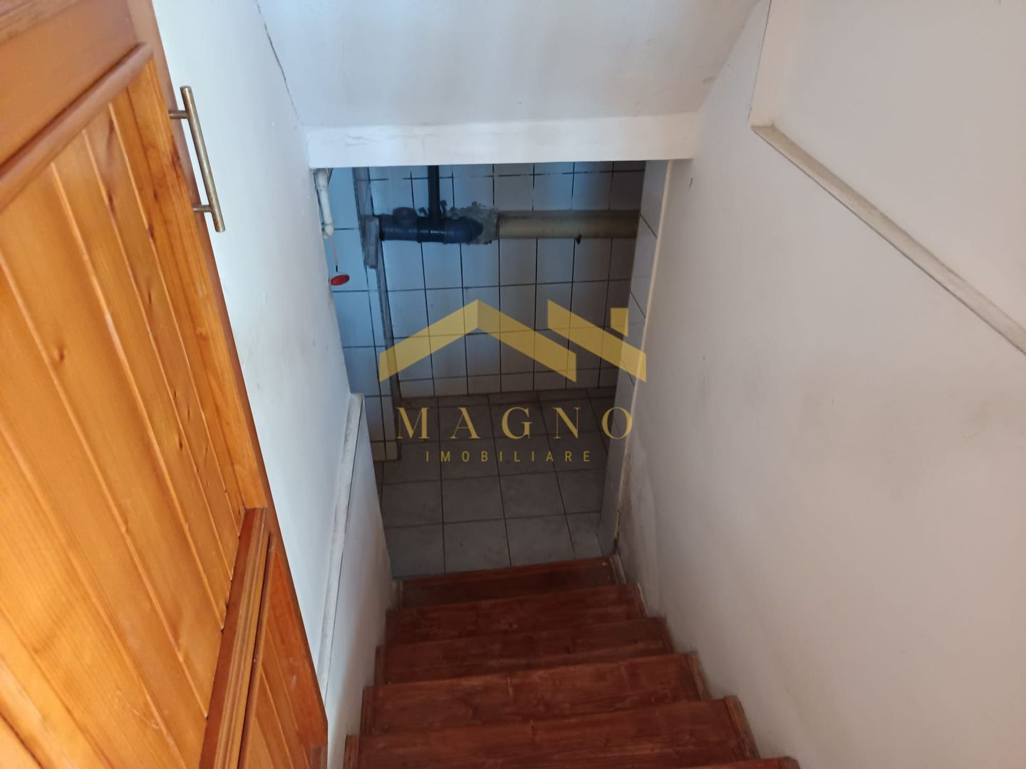 Casa de vanzare in Vladimirescu in zona primariei. - Poză 24