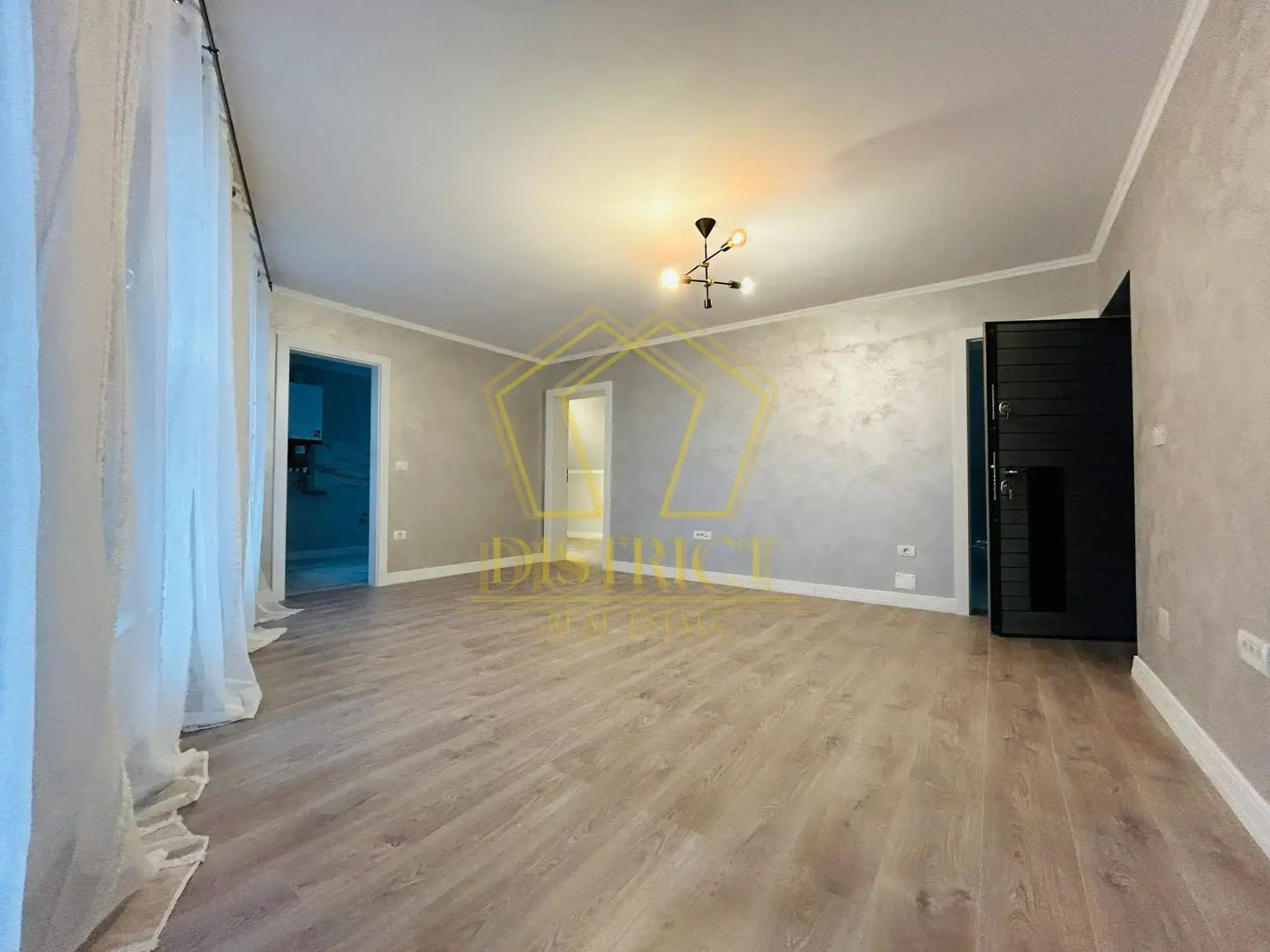 Casa cu 4 apartamente | AirBNB | Afterschool | Dumbravita - Poză 2