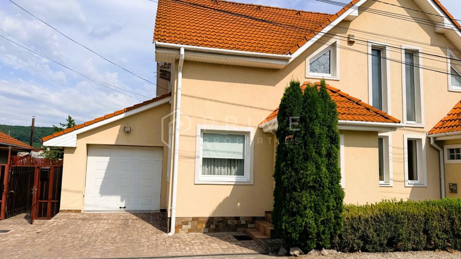 Duplex modern | Complet Mobilat și Utilat I Curte amenajată I Unirii - Poză 1