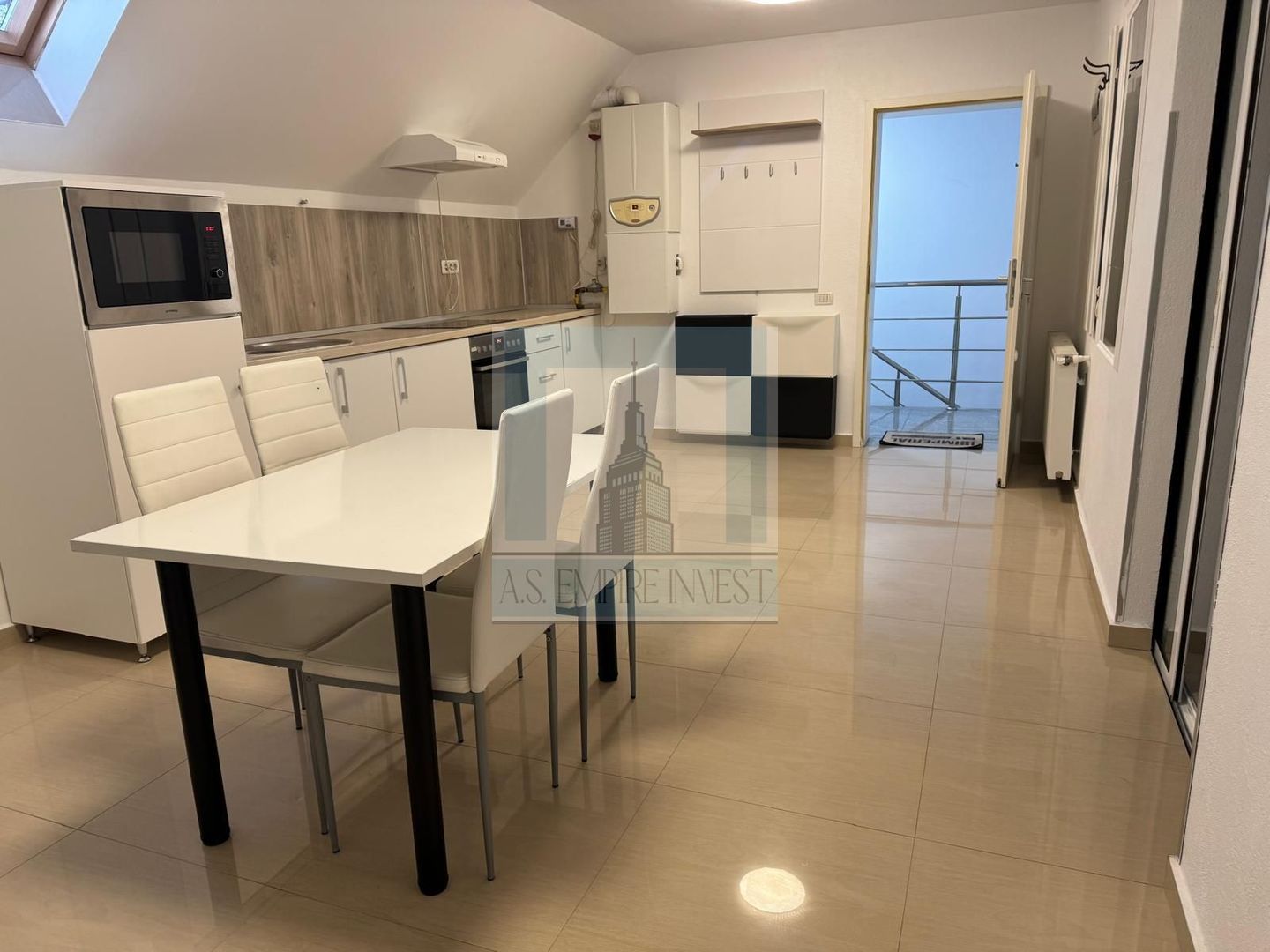 De inchiriat apartament 2 camere/ Centrul Istoric - Poză 2