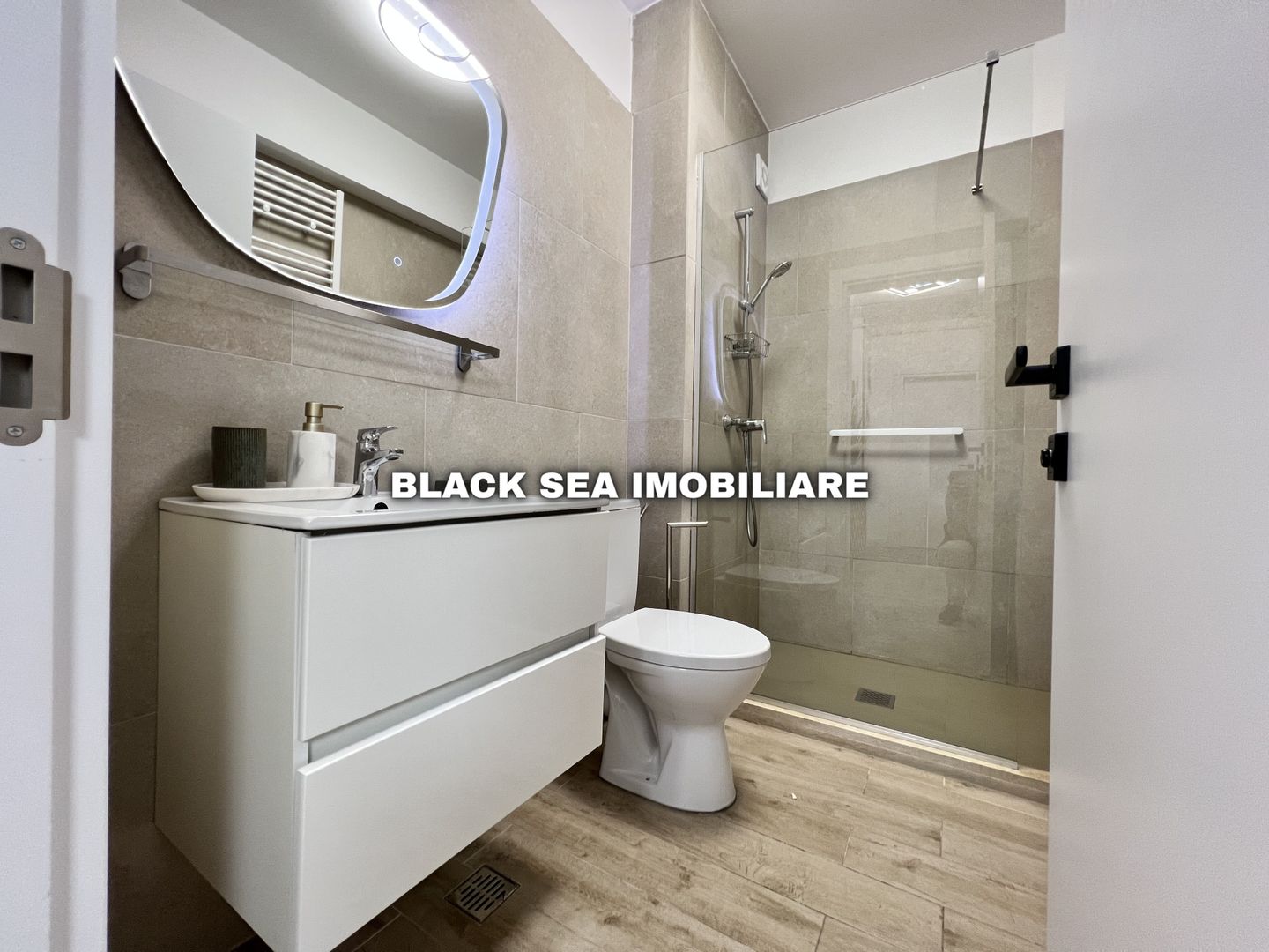 Apartament UNICAT cu vedere frontală la mare | Alezzi Infinity Resort - Poză 20