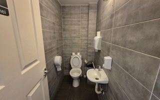 Spatiu comercial 138,70 mp + 2 locuri de parcare - Varteju - Poză 10