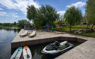 SNAGOV VILA | 36m DESCHIDERE LA LAC | PONTON 250mp | JACUZZI | SPA | BOWLING - Poză 25